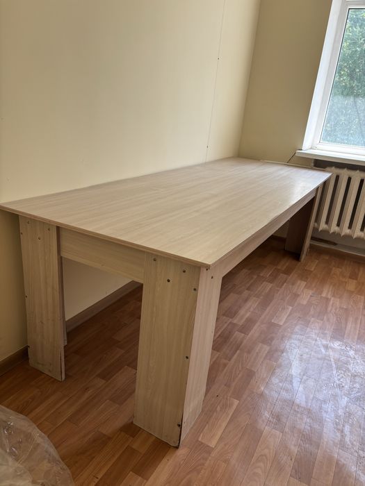 Продам стол большой