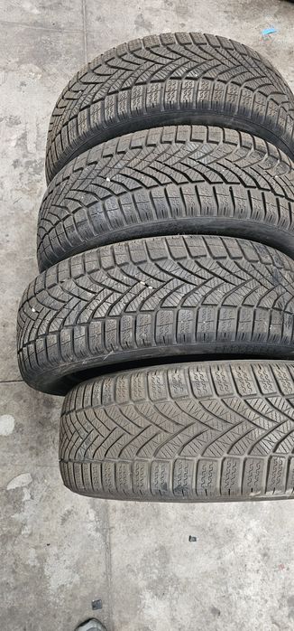 Set anvelope 215/55/17 iarnă