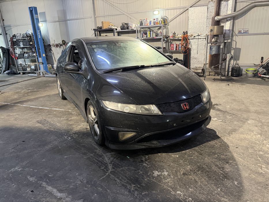 Dezmembrez/Dezmembrari Honda Civic type S 2.2 manual