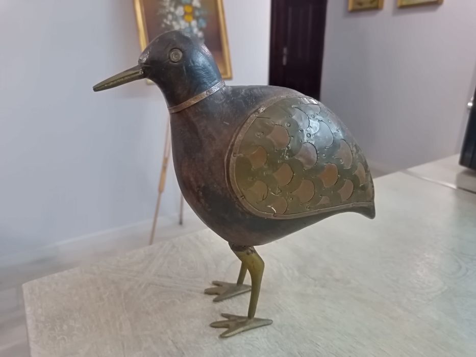 Уникална винтидж статуетка – Птица от Дърво мед и Месинг