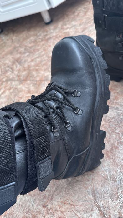 Продается берцы лось.