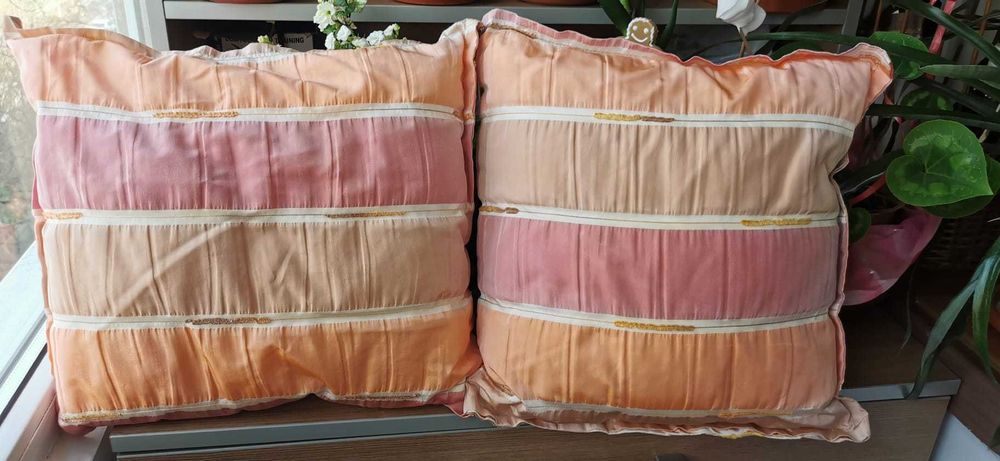 Cani cu mesaje pentru familie, prieteni, fantezie si perne decorative