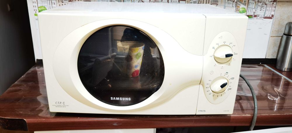 Продам Микроволновая печь Samsung