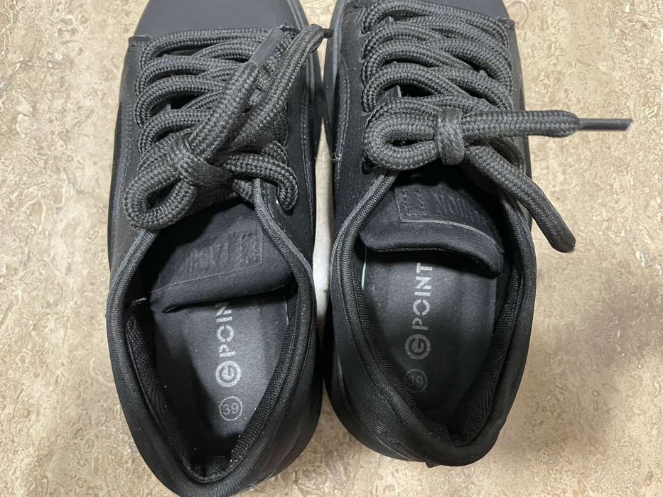 Дамски маратонки Нови -39