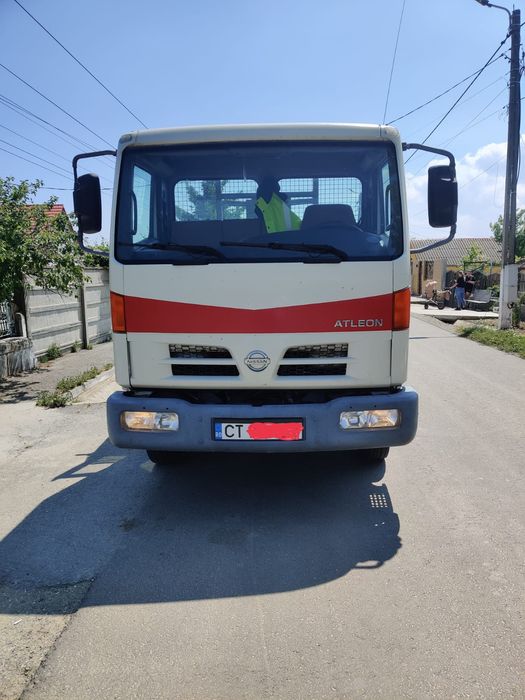 Nissan Atleon Basculabil