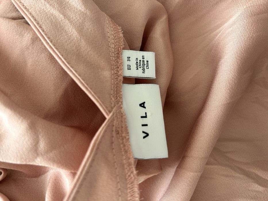 Дамски официални дълги и къси рокли