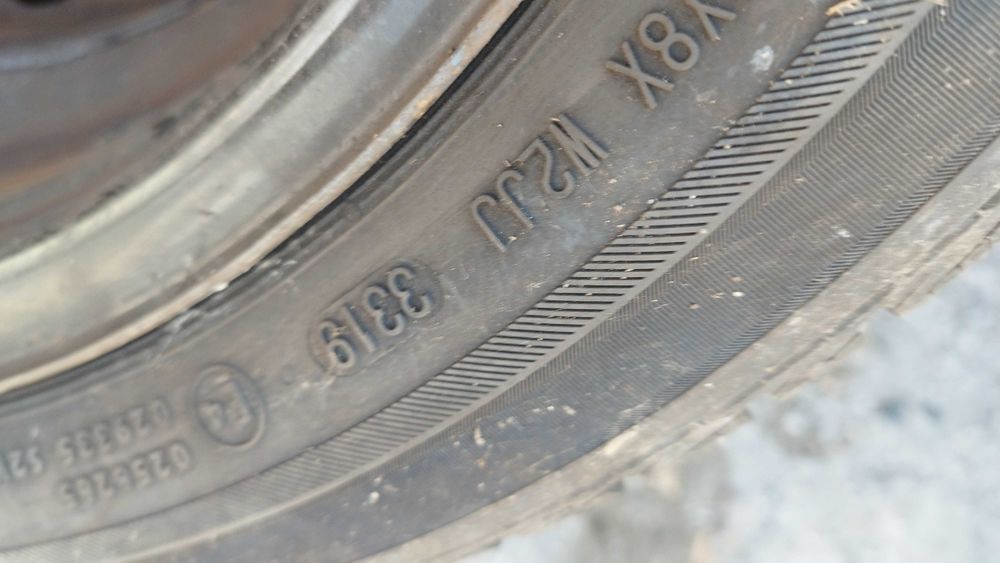 Железни Джанти с зимни гуми 185/55/15 за Сеат,Шкода,ауди,Фолксваген