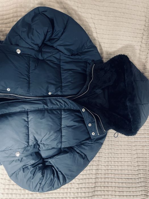 Продам куртку новый !