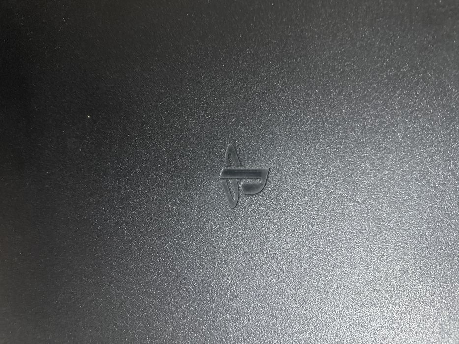 Пс 4 slim оригинал +2 джойстик 500GB внутри всроенная игры 4 игры