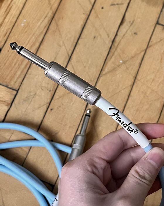 Amplificator Fender Frontman 10G + Cablu Fender 3M