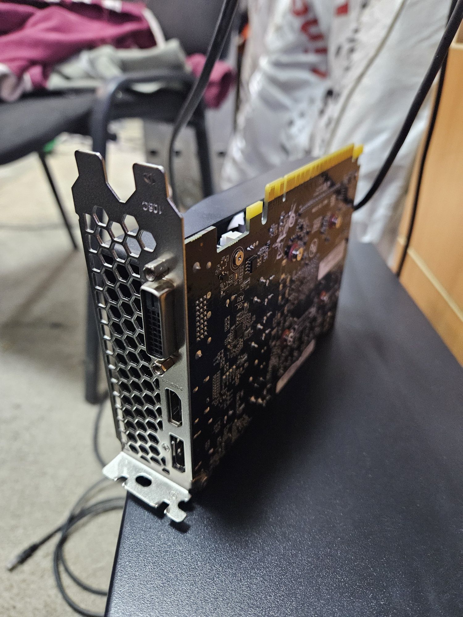 Видеокарта 1050ti stormx 4gb gddr5 128biit
