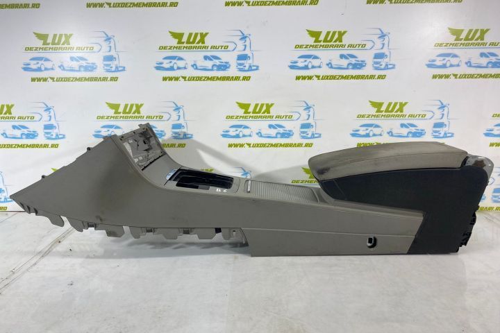 Consola centrala cu cotiera 3c1863241 Volkswagen VW Passat B6  [din 2005 pana  2010] seria