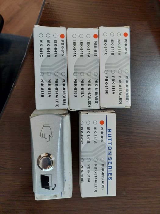 Buton de iesire aplicabil PBK-815