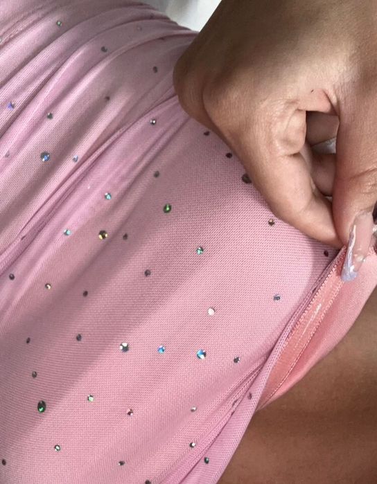 Чисто нов розов блестящ топ