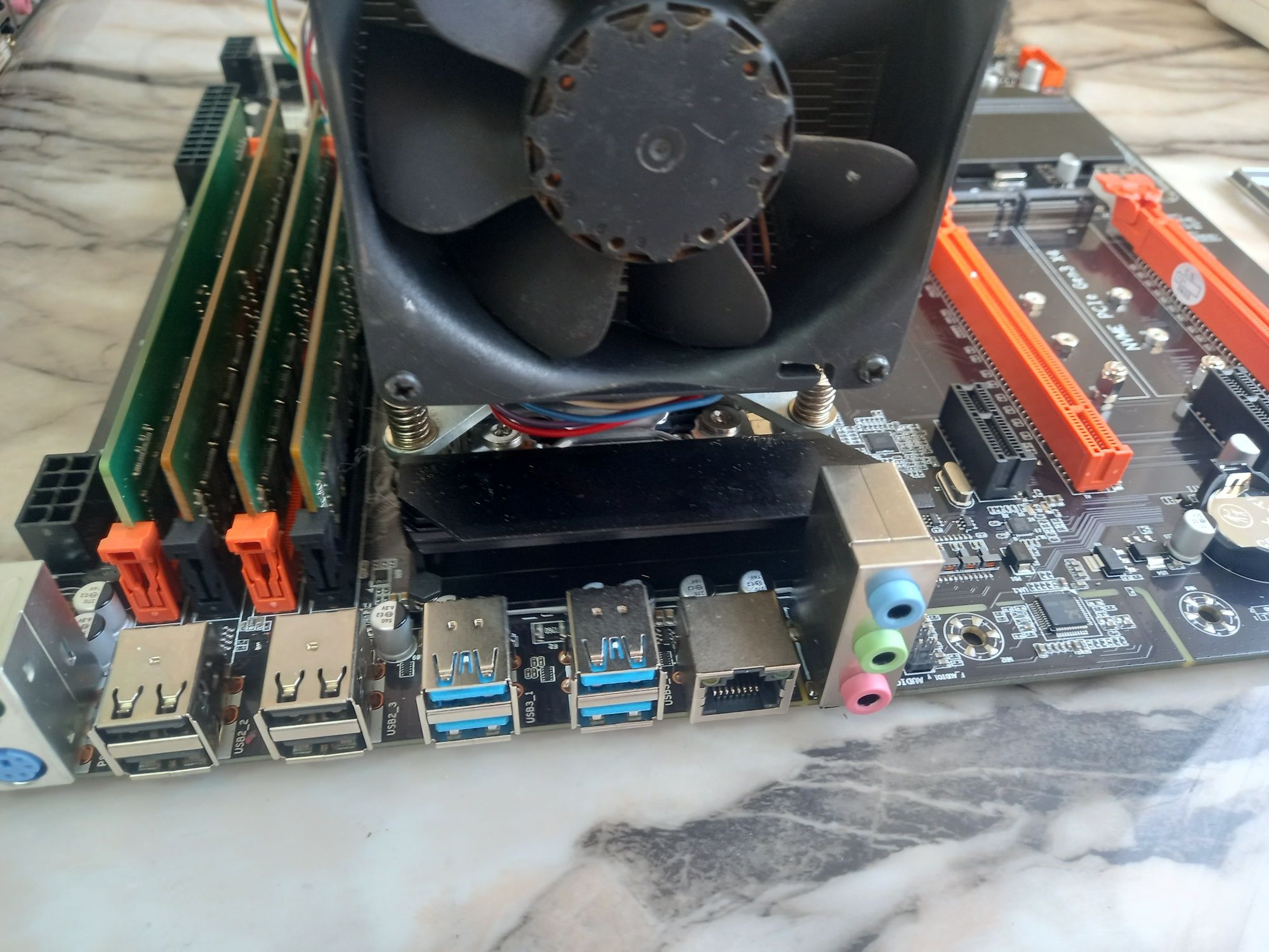 Дънна платка QIYIDA X99 Dual 2011+2xXeon E5-2680v4+72gb+Захранване720W