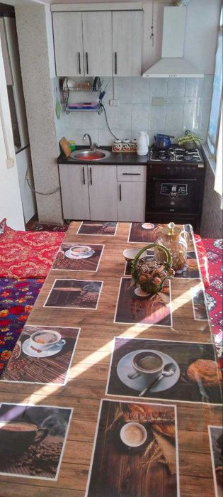 Продаётся 2х комн квартира на 4 этаже Ор-р 6 микрорайон 70 остановка