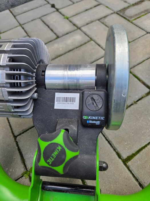 Trainer Kinetic Road Machine Smart 2.0 - Perfect pentru Copii