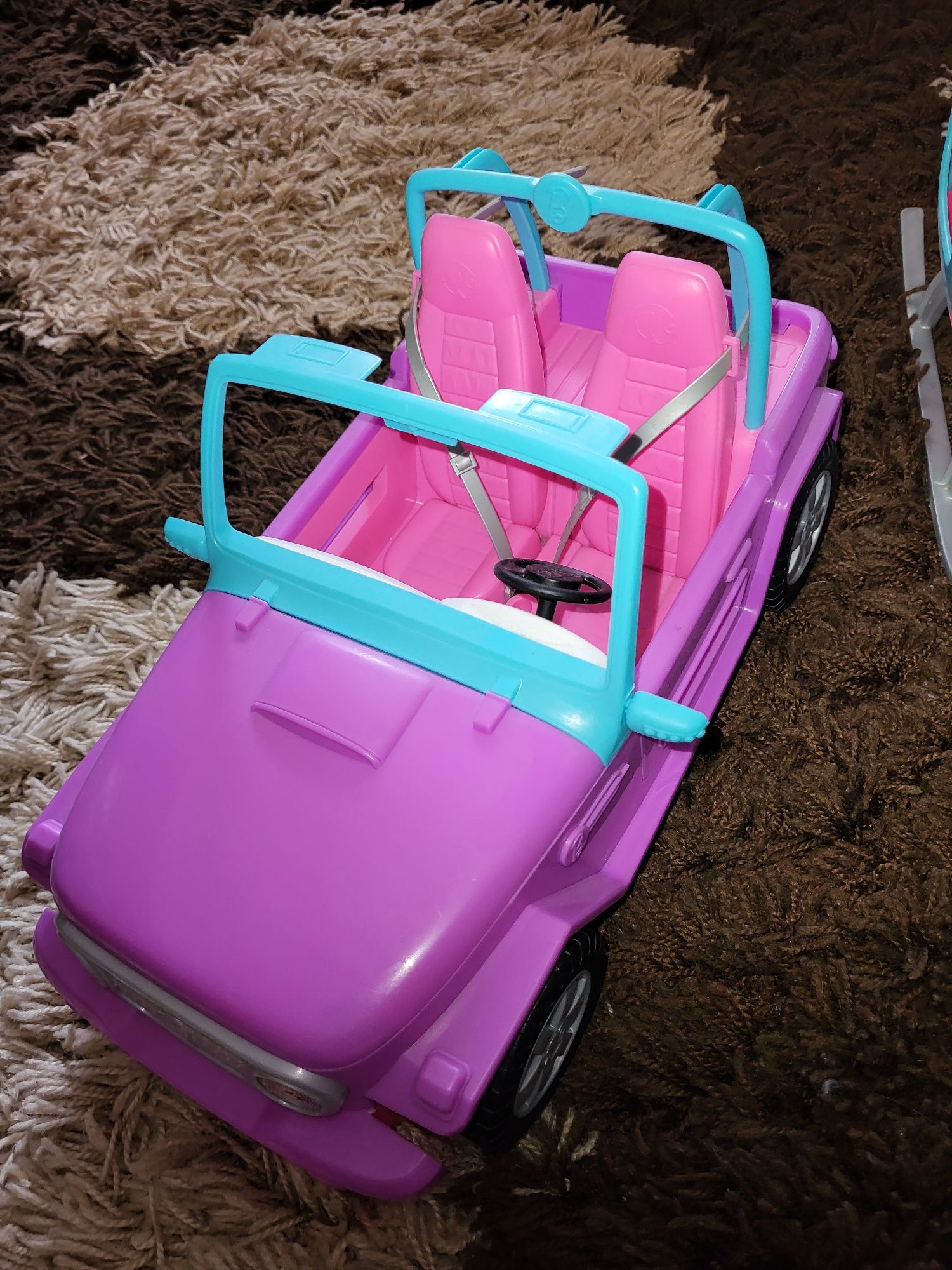 Masina Jeep Barbie