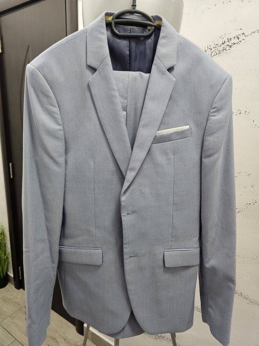 Мъжки костюм от ZARA