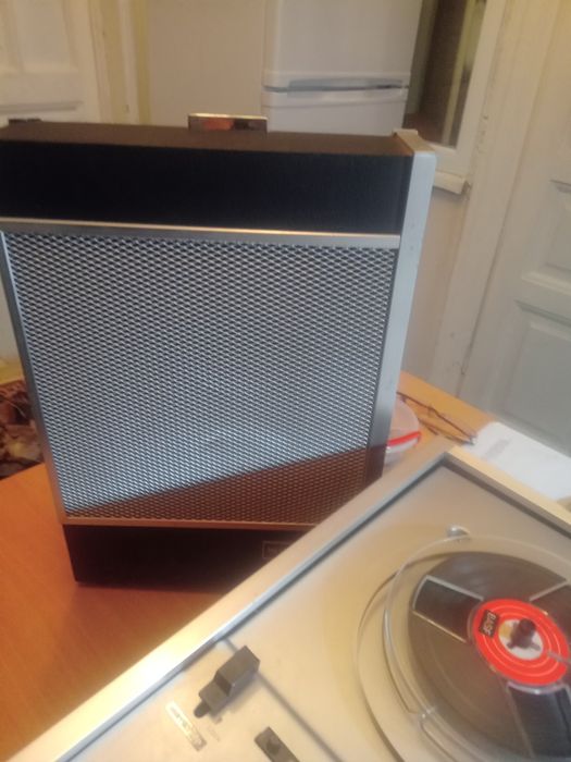 Magnetofon Sony TC540 cu amplificare si boxe originale