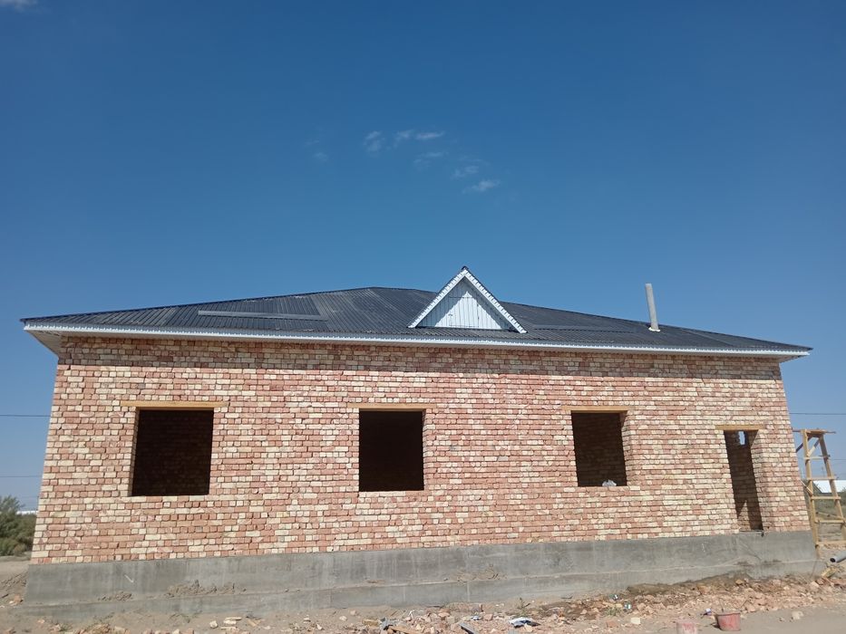 Продается недостроенный дом в районе Сабалак