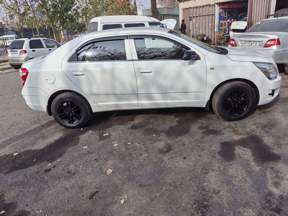 2022 кобальт  бир кол минилган