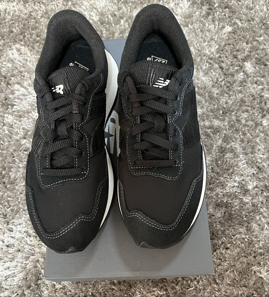 Дамски маратонки New balance 237 /  38