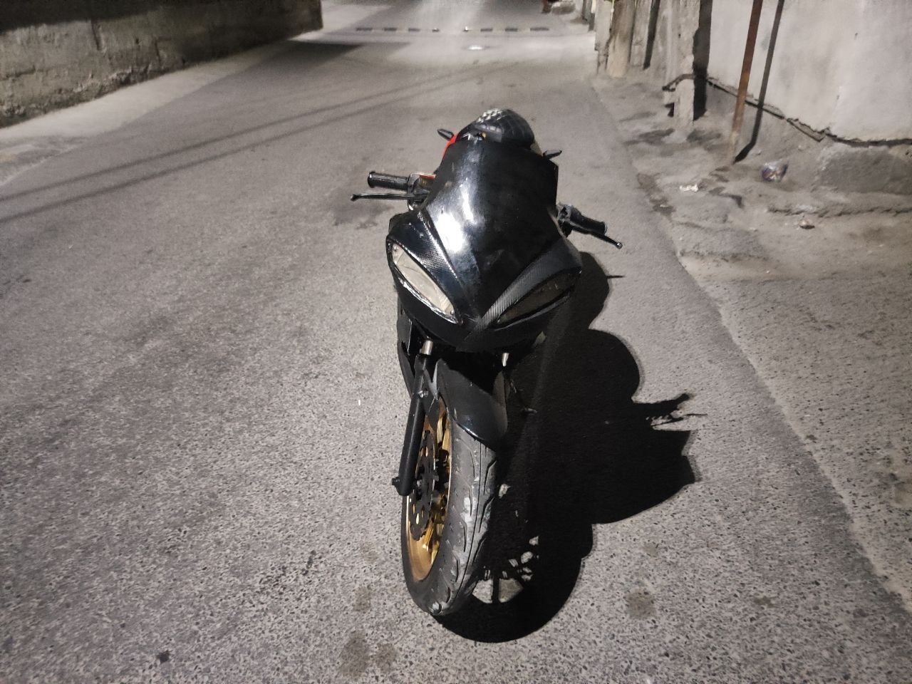 motosikil 250 dakmet yuq