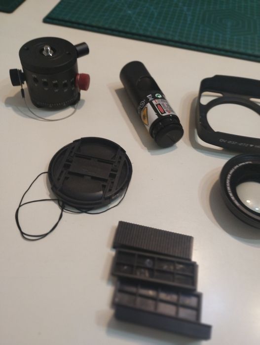 Vând accesorii foto