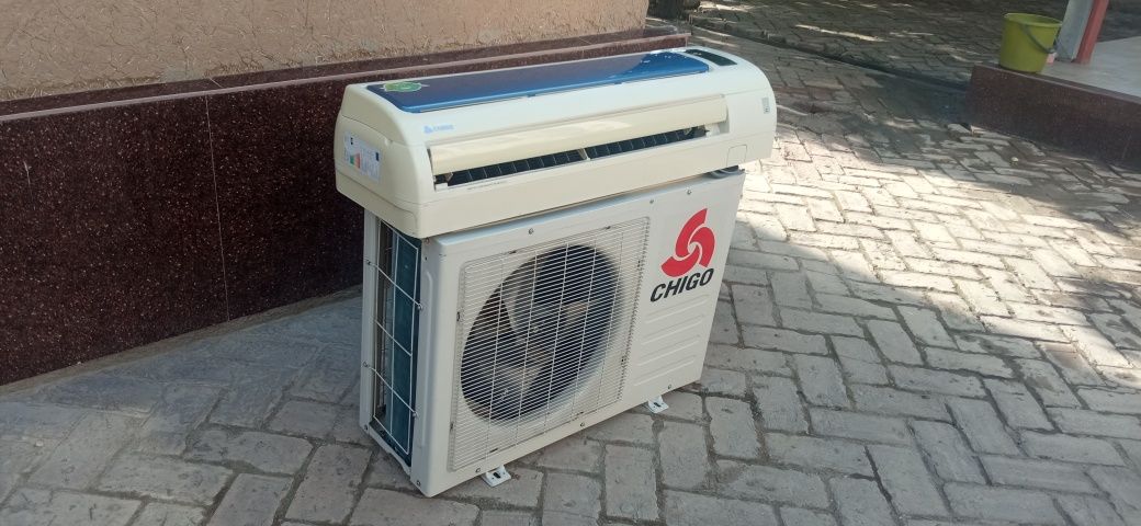 Кондиционер 24 хорошем рабочем сстоянии в комплекте всё есть