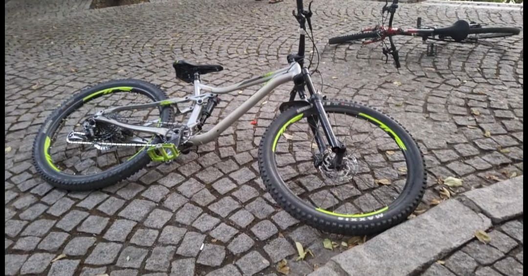 Vand bicicleta Merida One Forty 600 pro