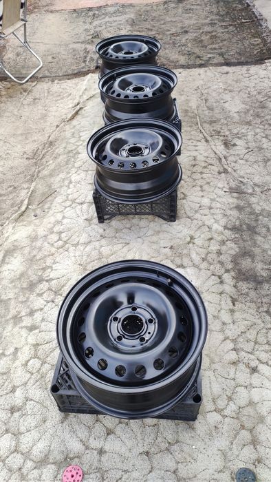 Диски железные 6,5jx16 ET38 5x114.3 67,1 + коврики на Аутланде3 2019 г