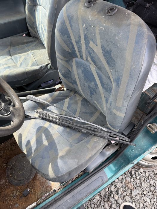 2 броя Renault Kangoo 1.9 дизел  на части