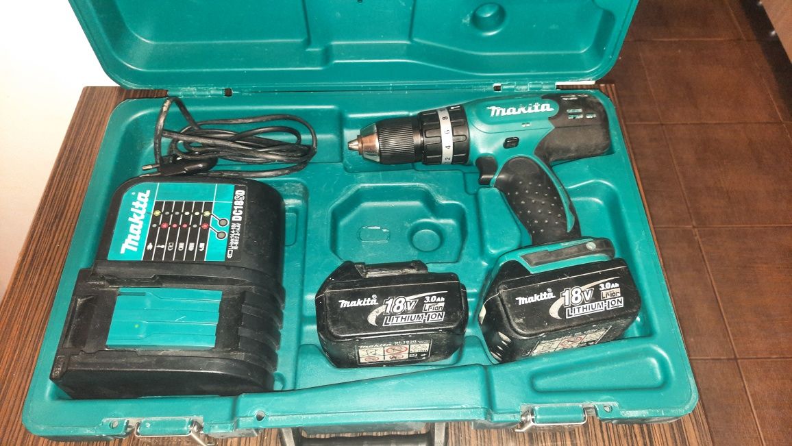 Set makita dhp 453