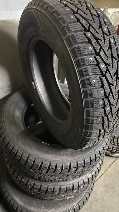 Продам зимнай шины новый