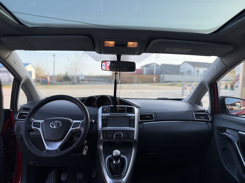 Toyota verso 2013