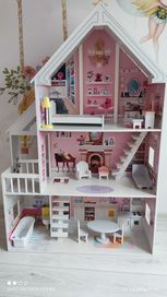 Детска дървена къща за кукли