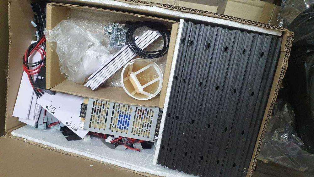 Продам LED модули P 10 (320х160 мм и алюминиевый профиль 25х90