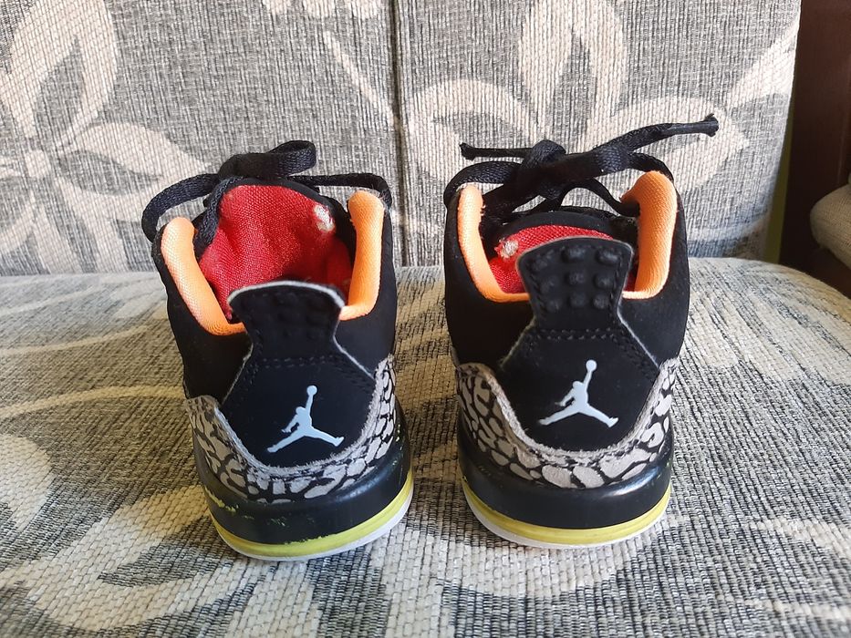 Маратонки Air Jordan 24номер