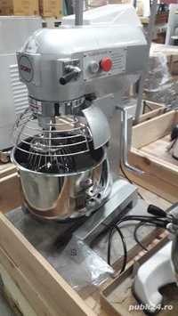 Mixer malaxor aluat,carne 10-20-30 lit accesorii -220v 700-1300w