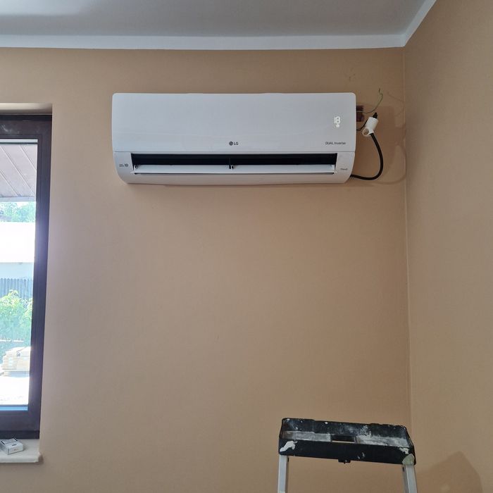 Construcții amenajări interioare var lavabil aplicat la pompa profi