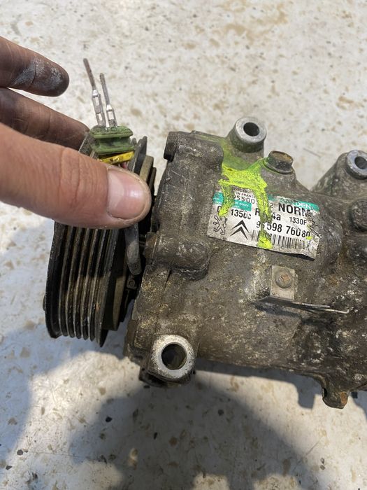 Compresor clima / ac Peugeot Citroen 2.0 hdi cod9659876080