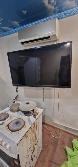 Продам телевизор 47" с интернетом