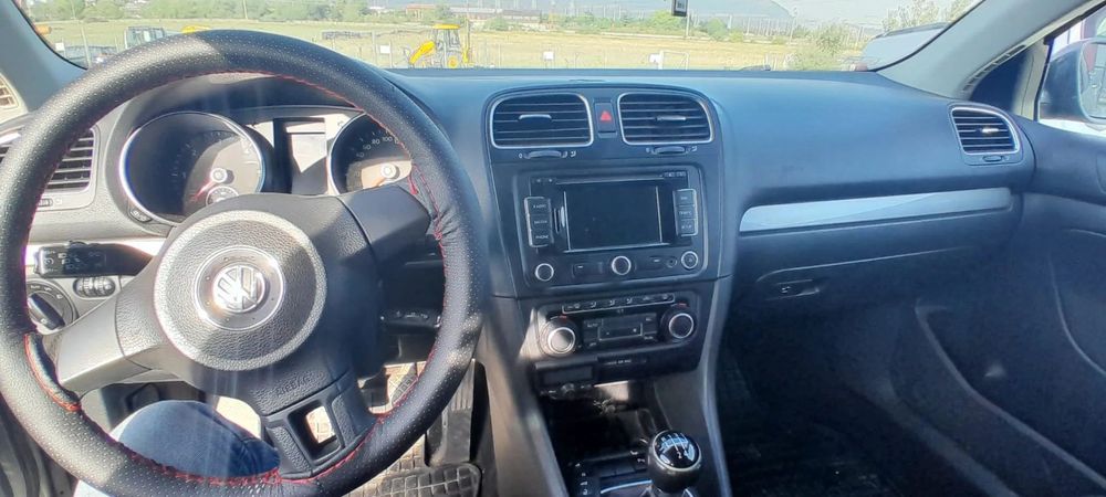 Dezmembram VW Golf VI 1.6 TDI CAYC