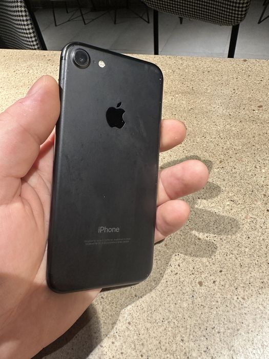 Продам iPhone 7 32g/ 100%