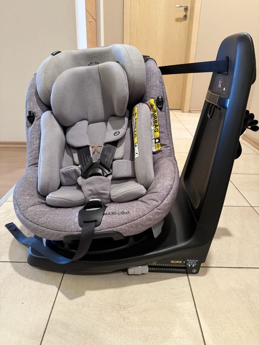 Детски стол за кола Maxi Cosi AxissFix Plus isofix