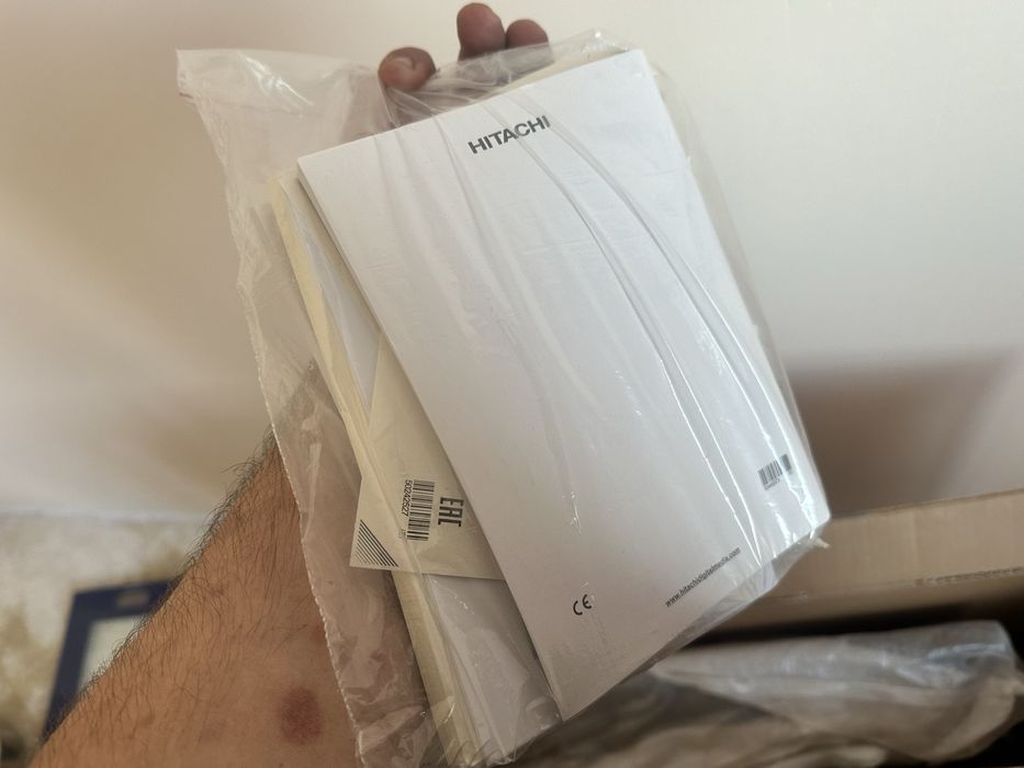 Продавам телевизор HITACHI 32 инчов