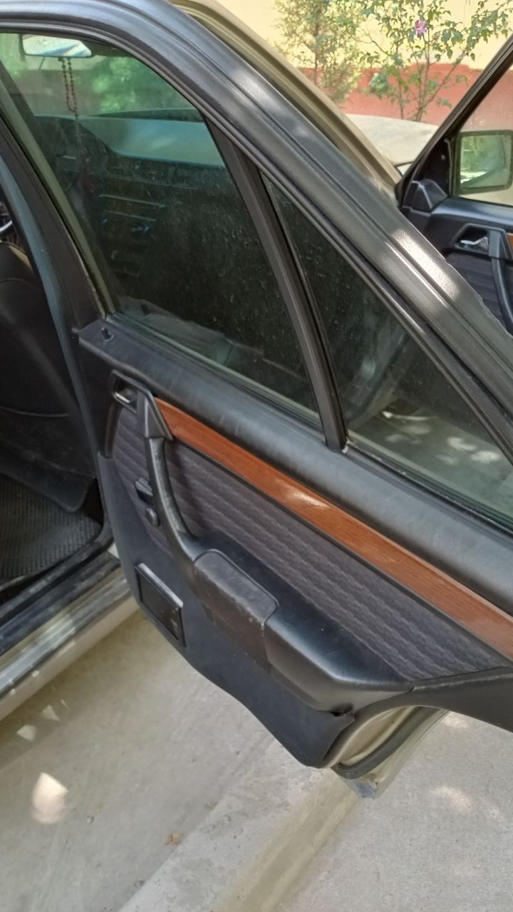 Мерседес w124 e230