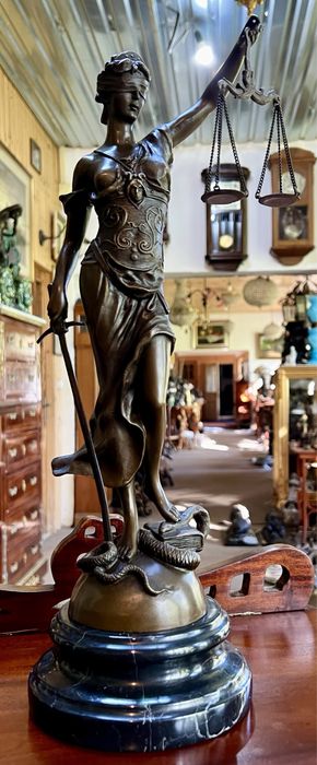 Sculptură Bronz - Justiția *** vintage / antic / vechi / retro ***