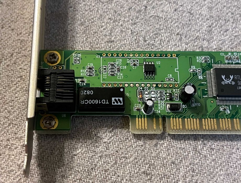 Placa retea PCI Realtek RTL8139D EN-9130TXL pentru colectionari